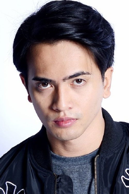 Iman Zulkarnain as Jalil