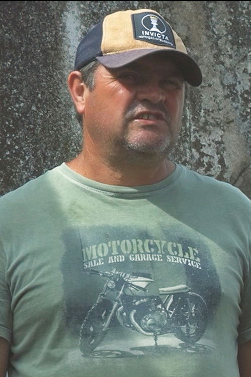 Adílio dos Santos as Self