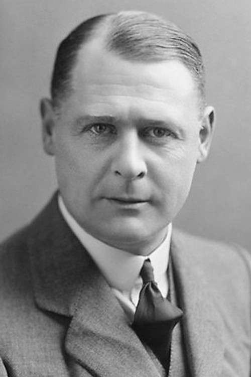 Robert Loraine as Inspector Sheridan
