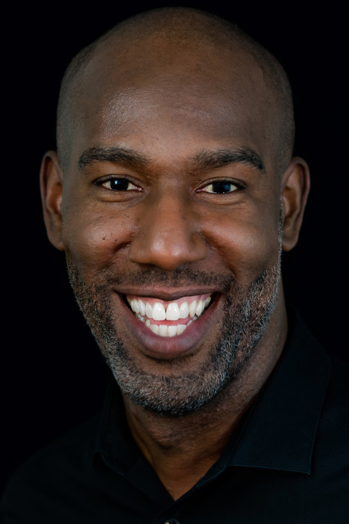 Steve Bastien as Réginald