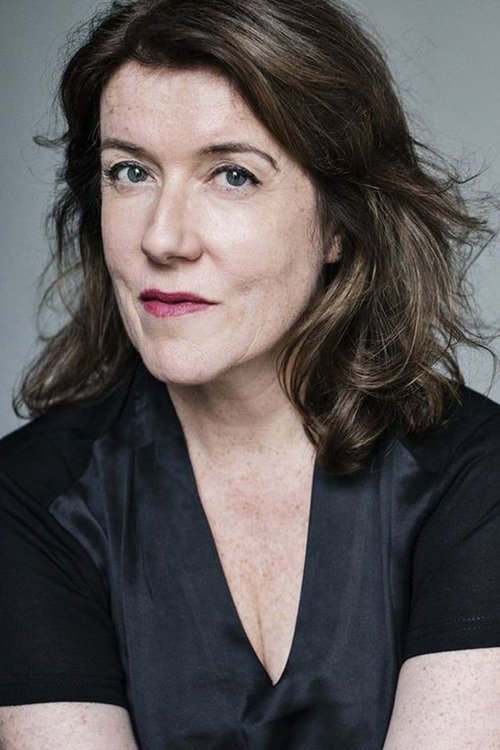 Emily Swain as Queen Eloise