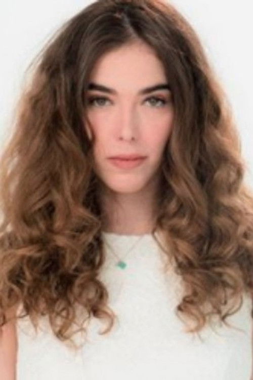 Daniela Ibáñez as Eva (voice)