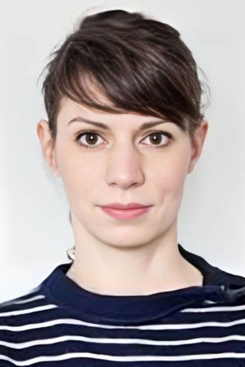 Agathe Cornez as Daisy