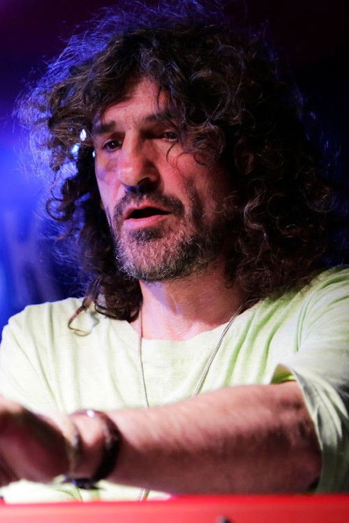 Iñaki Antón as Uoho