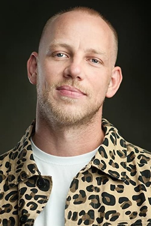 Billy Wickman as Hutch Summerspring