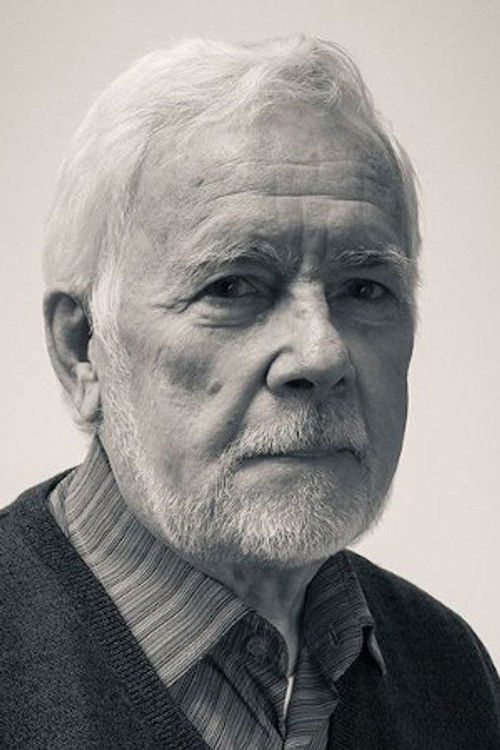 Mikhail Pakhomenko as 