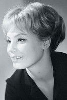 Alla Budnitskaya as Platon's Wife