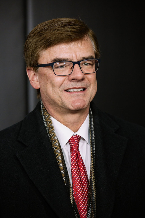 Rick Deslauriers as Self - Special Agent in Charge, FBI