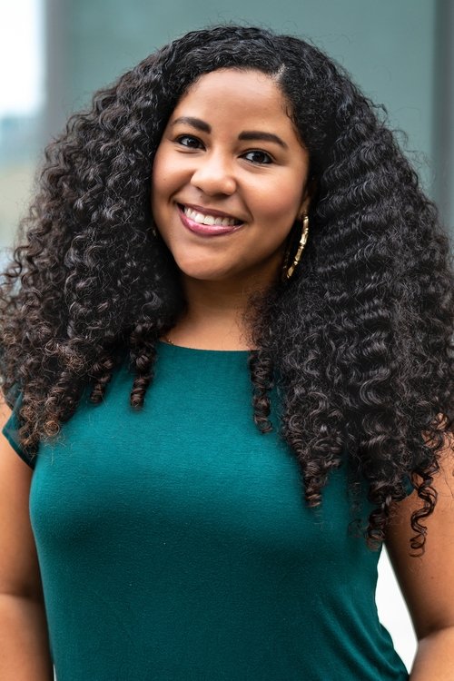 Arianna Davis as Madonna