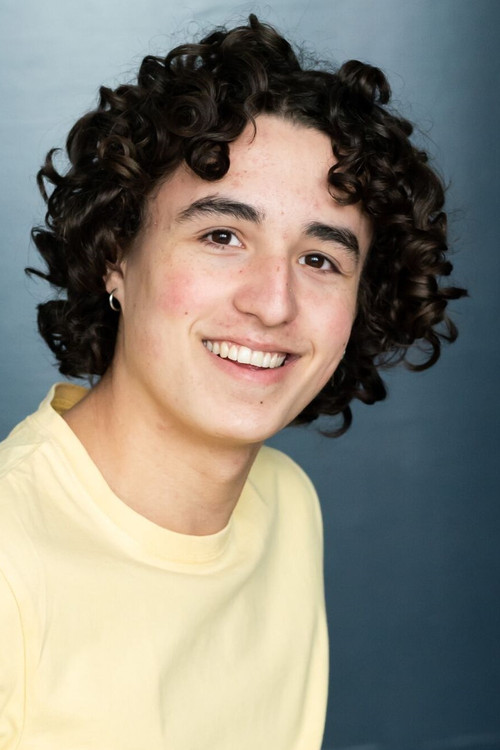 Rafael Luis Klein-Hessling as Gino