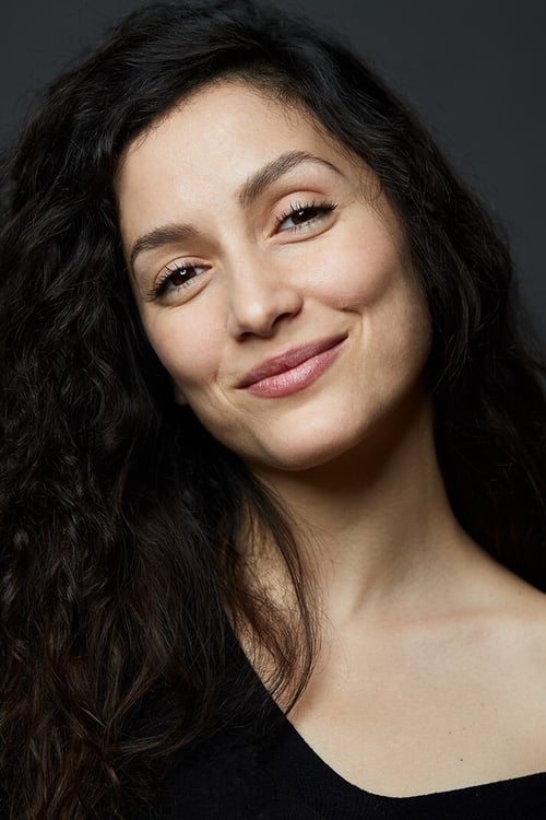 Rafaëlle Cohen as Eileen Sherwood