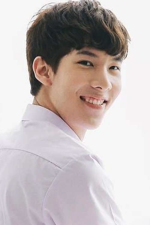 Kavinpat Thanahiransilp as Song