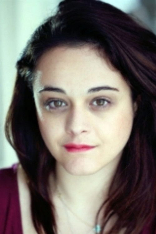 Géraldine Bintein as Carole