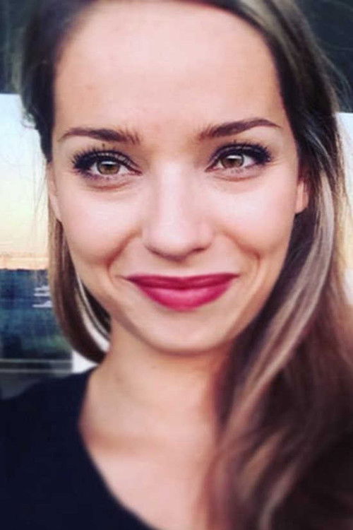 Cindy Colpaert as Faustine