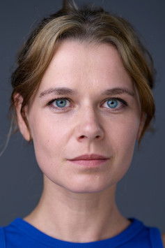 Mariana Čížková as Margot
