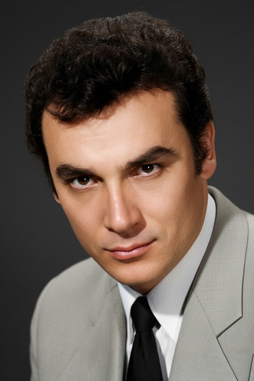 Süleyman Turan as Vedat