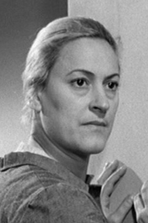 Augusta Di Vincenzi as Wedding guest (uncredited)