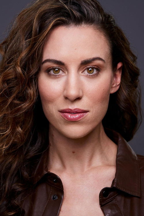 Carly Christopher as Kiki Martin