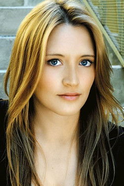 Jessie Rusu as Melissa McGuire