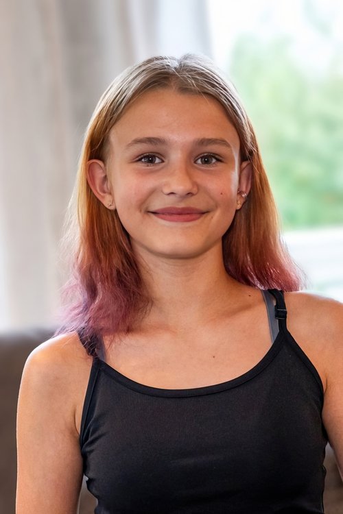 Celina Meyer Hovland as Hedvig