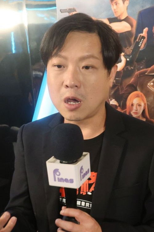 Michael Chuah as Jie