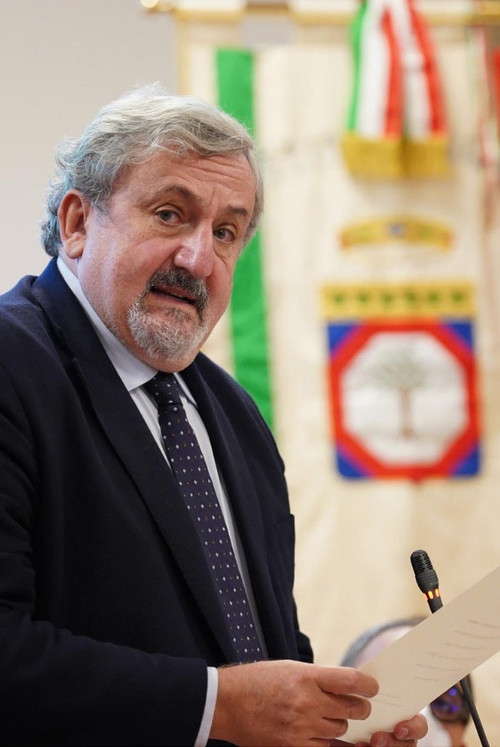 Michele Emiliano as Self