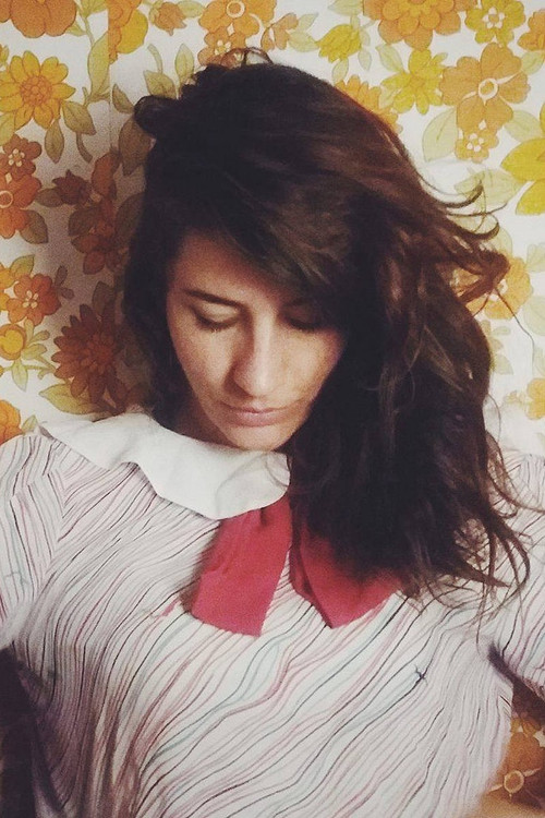 Marine Discazeaux as Julie