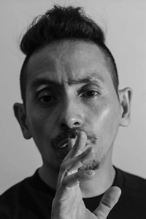 Manu Respall as Om Joem