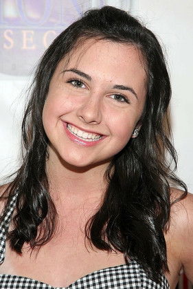 Hailey Anne Nelson as Jenny (age 8)