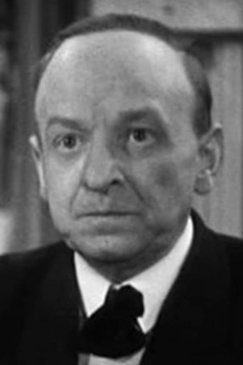 René Lacourt as Strolling Man