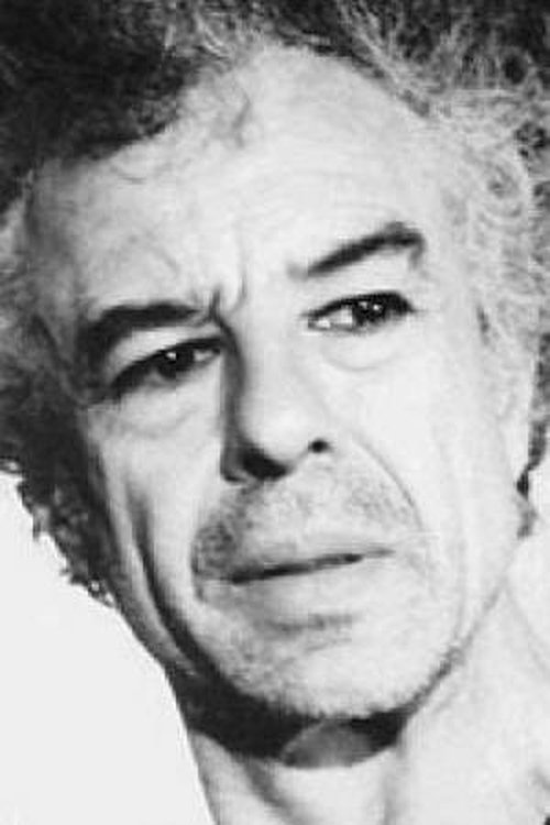 Luciano Bartoli as Walter Auer