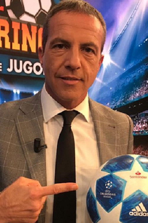 Cristóbal Soria as Self - Contestant