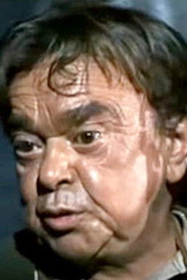 Salvatore Furnari as Elf