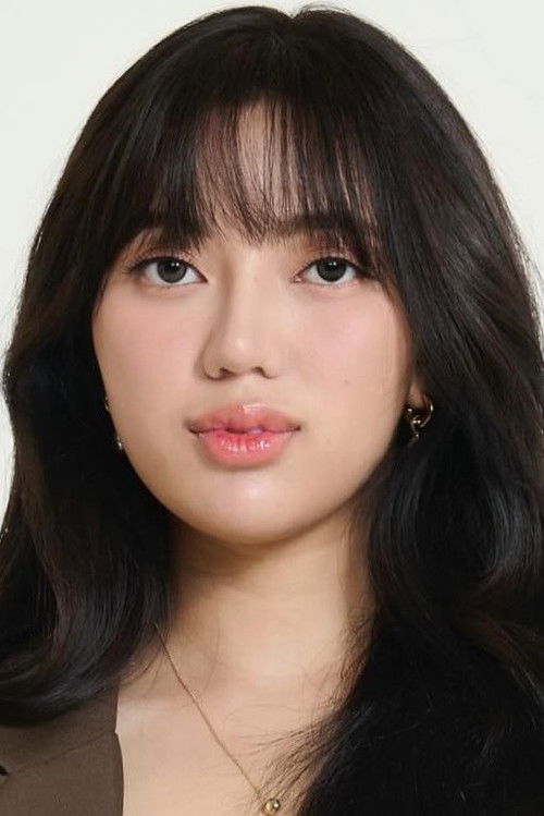 Natthanicha Srisawasdiphalodom as Lalin