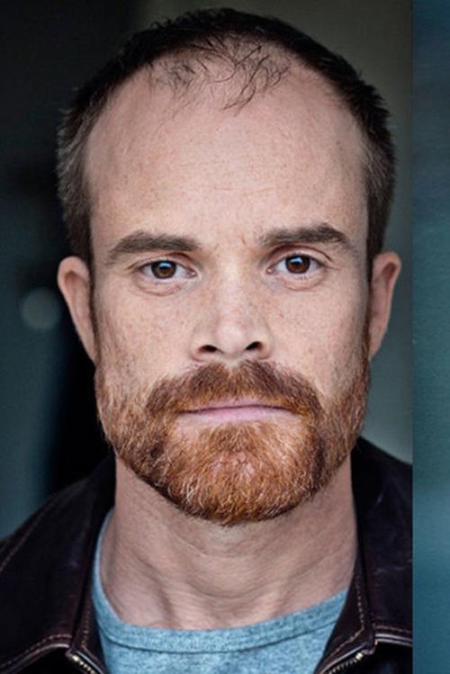 Michael Stange as Polizist