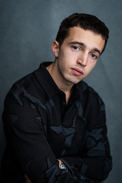 George Harrison as Jason Cummings