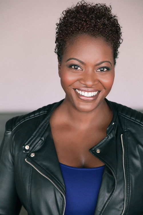 Akilah Hotep as Gloria