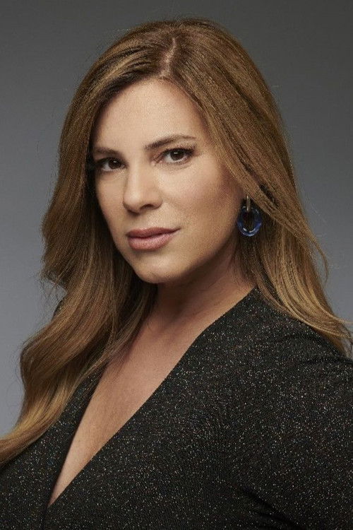 Mey Scápola as Clara