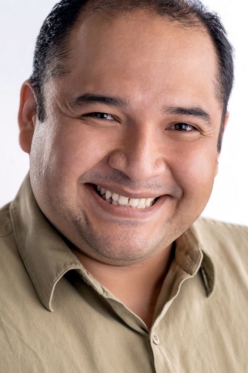 Moises L. Tovar as Eduardo