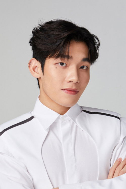 Thanakrit Yingwattanakul as Trainee