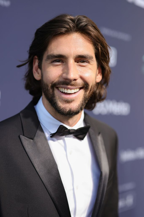 Álvaro Soler as Self