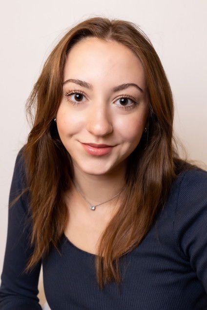 Jiana Casazza as Ferry Passenger