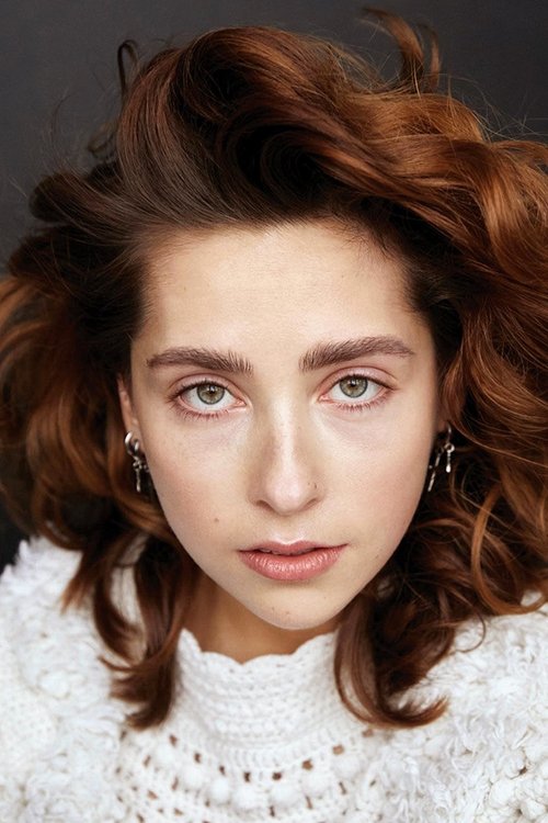 Paulina Vrublevska as Вика