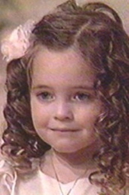 Kaitlyn Maggio as Little Pigtailed Girl / Violet / Patty / Frieda (voice)