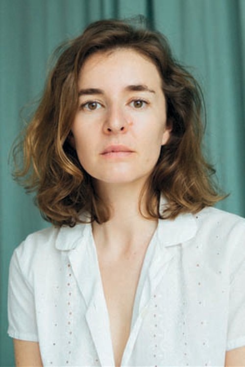 Claire Assali as Female cousin