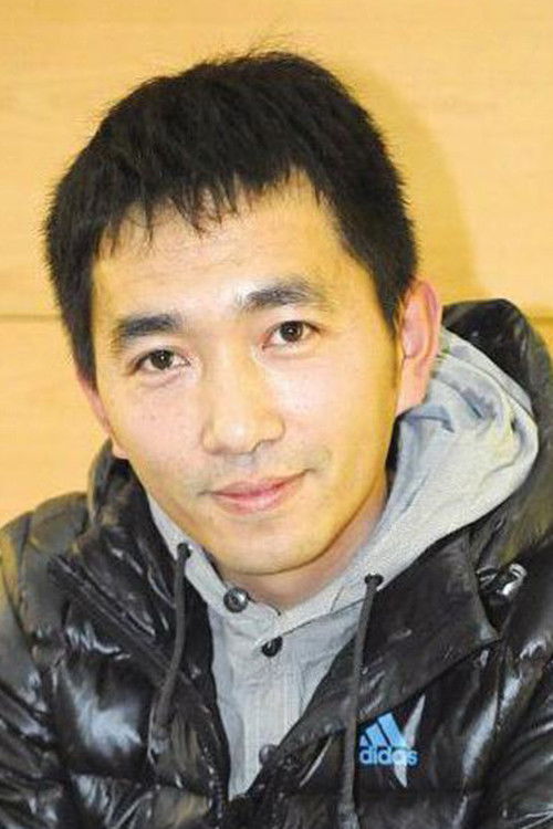 Zhang Chaoli as Plain-clothes Officer