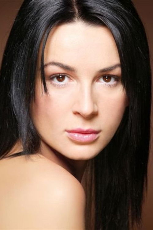 Olga Bolbukh as Polina