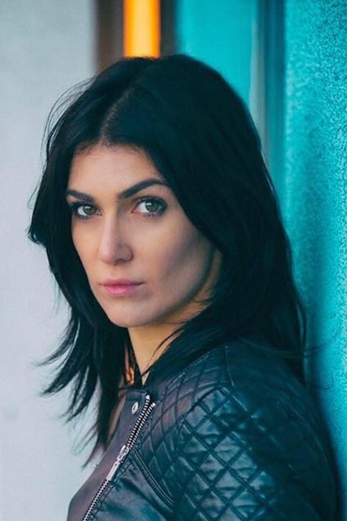 Roberta Sparta as Lauren