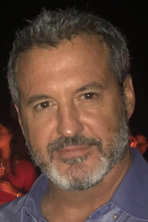 Evan Lurie as Tanner