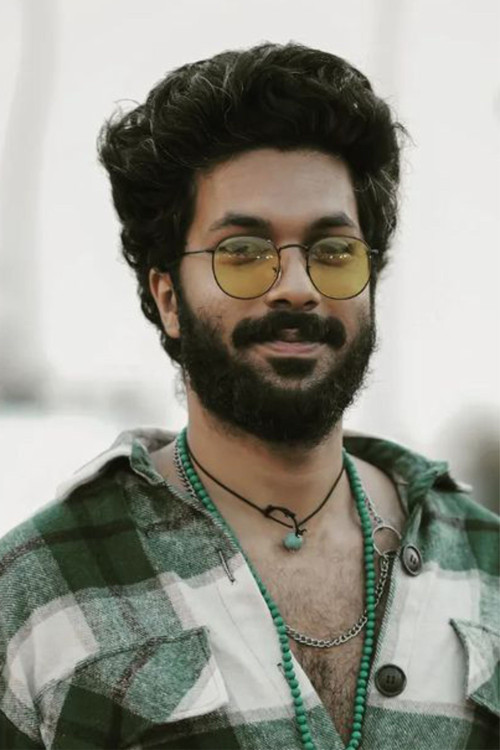 Akshay Radhakrishnan as Bhasi